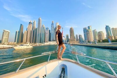 1 HR - Dubai Marina Luxury Yacht Tour - The Route: Dubai Marina, Ain Dubai, and JBR From the Water