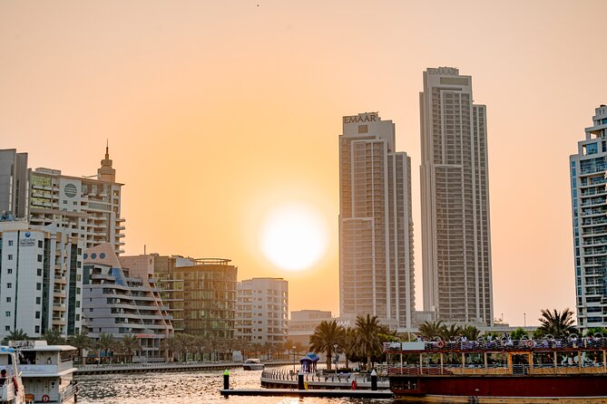 1 HR - Dubai Marina Luxury Yacht Tour - What’s Actually Included: Drinks and Preferences (No Mystery Meals)