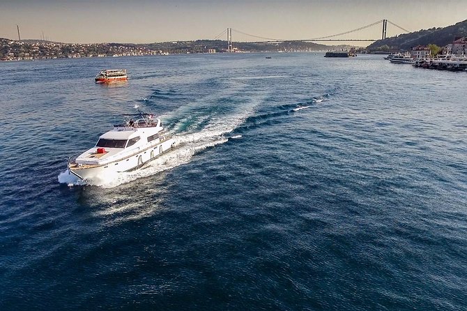 2-Hour Private Luxury Yacht Cruise on Bosphorus with Transfers - Beylerbeyi Palace and Kucuksu Pavilion: the calmer Asian shore moments
