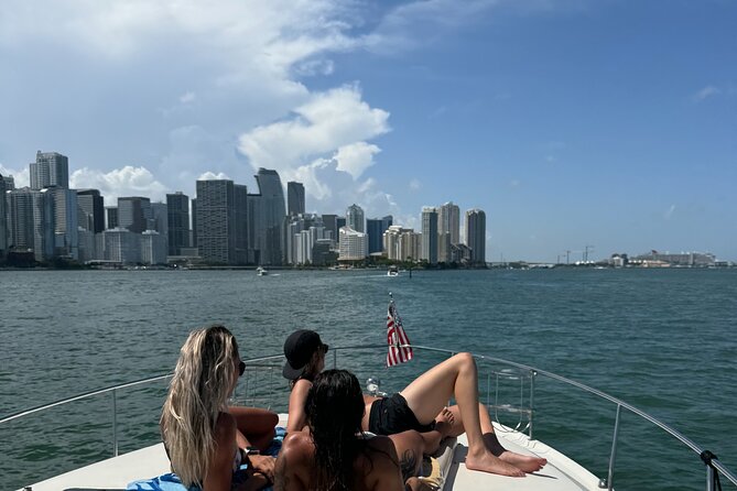 2 Hour Serenity and Scenery Yacht Cruise Miami - Miami on Calm Water: Why a Private 2-Hour Cruise Feels Different