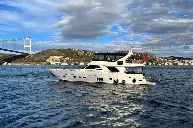 2 Hours Luxury Private Yacht Cruise on the Bosphorus - Rumeli Hisarı and Anadolu Hisarı: Fortresses That Explain the Narrow Water