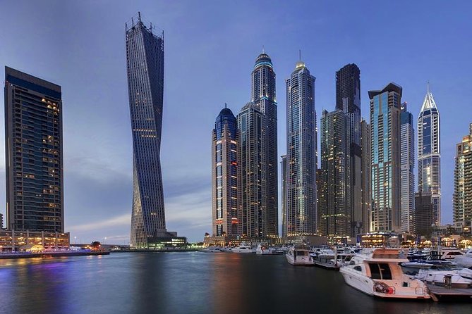 3-Hour Luxury Yacht Cruise from Dubai Marina - Anchored in a Lagoon: Swimming Time and the Chill-Out Phase