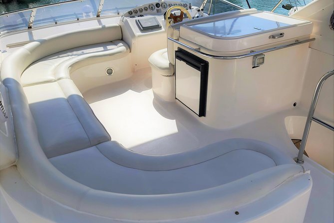 3-Hour Luxury Yacht Cruise from Dubai Marina - Fishing Equipment Included: A Fun Extra If You Want to Try