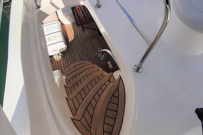 3-Hour Luxury Yacht Cruise from Dubai Marina - Price and Value: Is $525 Per Group a Good Deal?