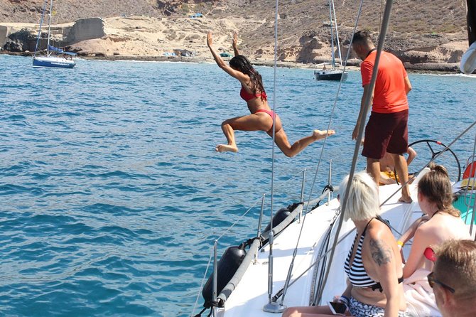 3 Hours All Inclusive Whale and Dolphin Whatching Yacht Trip - Whale and dolphin watching: what you can realistically expect