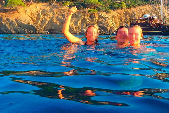 3 hours Kassandra Sunset or Day sailing yacht tour - Kassandra From the Water: What a 3-Hour Yacht Ride Really Feels Like