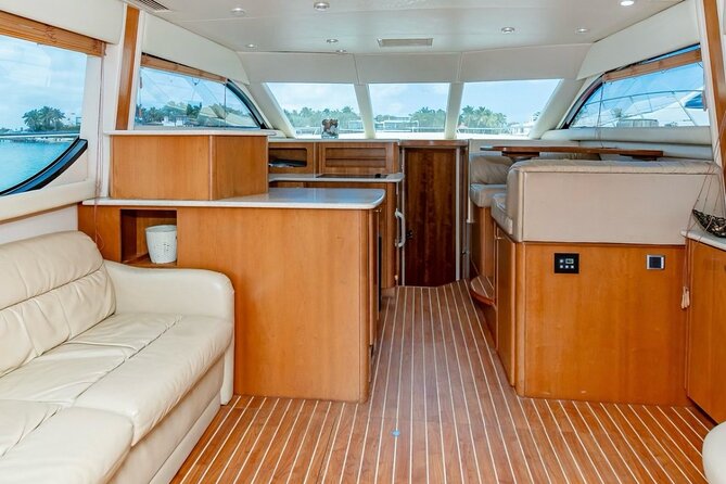 4-Hour 42 Meridian Yacht Rental with Captain in Miami Florida - Booking timing and ticketing: planning ahead helps