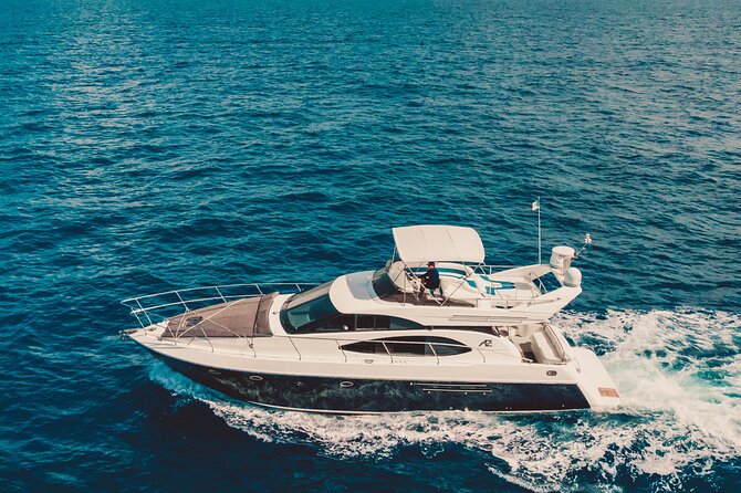 4 Hour 50' Azimut Yacht All-Inclusive in Tulum & Playa del Carmen - Azimut Yacht Comfort: What Luxury Looks Like in Real Life