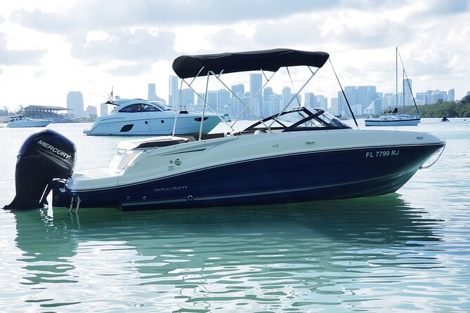 42 to 46 Ft Private Yacht Miami, rent for 2 our 4 hours, 12 ppl - Key Things That Make This Miami Yacht Rental Worth It