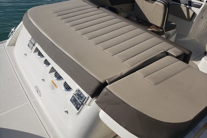 42 to 46 Ft Private Yacht Miami, rent for 2 our 4 hours, 12 ppl - What’s Included (and What That Means for Your Day)