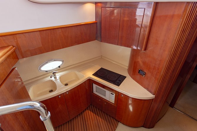 4H 42' Azimut Yacht All-Inclusive from Tulum & Playa del Carmen. - The onboard lunch: homemade ceviche that’s actually part of the package