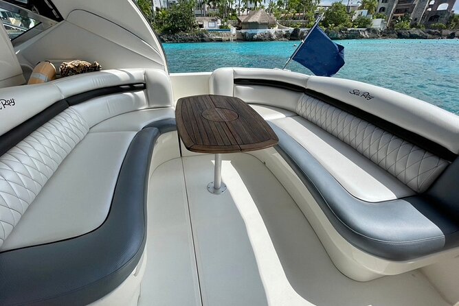 4H private 40' Yacht All-Inclusive in Tulum & Playa del Carmen - Waterproof Camera, Towels, and Small Comforts That Matter