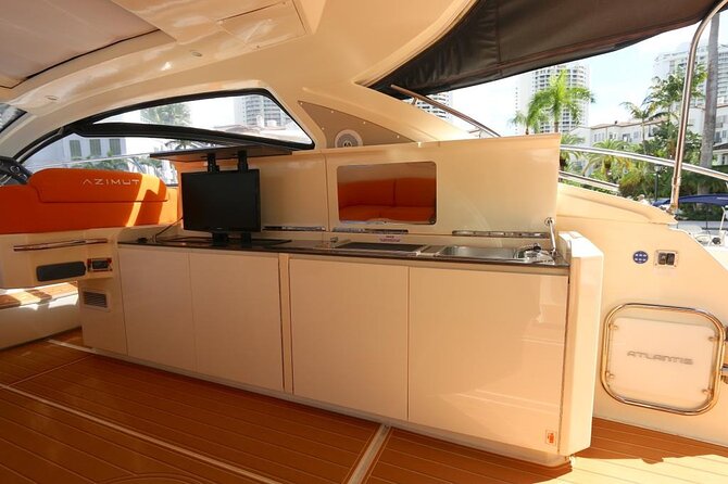 52' Azimut Yacht Charter - The Route Snapshot: Iconic Miami From Water-Level Views