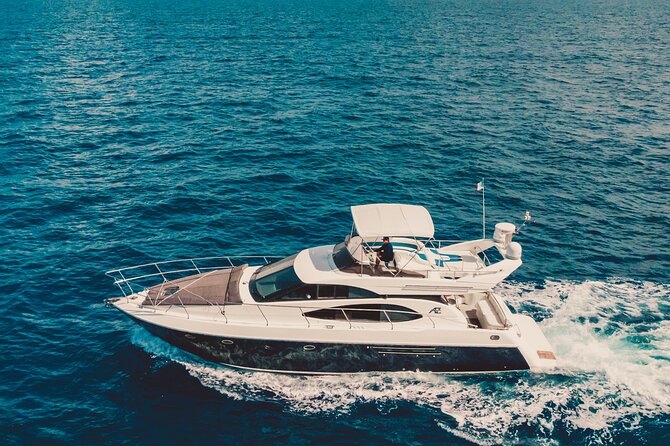 5H private 50' Yacht All-Inclusive from Tulum & Playa del Carmen - La Bocana: shallow-water ceviche, music, and a finale vibe