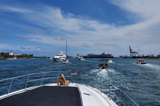 60ft Luxury Yacht Charter in Fort Lauderdale, Florida - The style of crew that makes a yacht day feel effortless