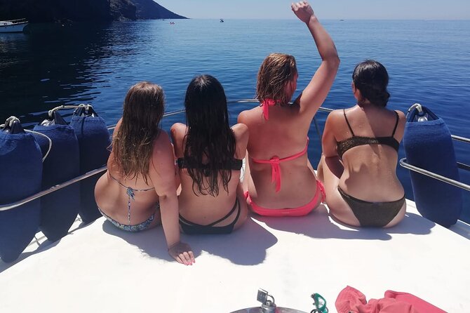 7-Hour Private Yacht Tour on the Island of Pantelleria - Entering the day: 10:00 start and a smooth meet-up in Pantelleria