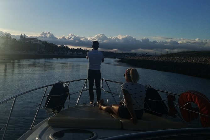 Afternoon yacht charter in lagos with drinks, tapas, paddle boards and kayak - The boat itself: comfort, setup, and small details that matter