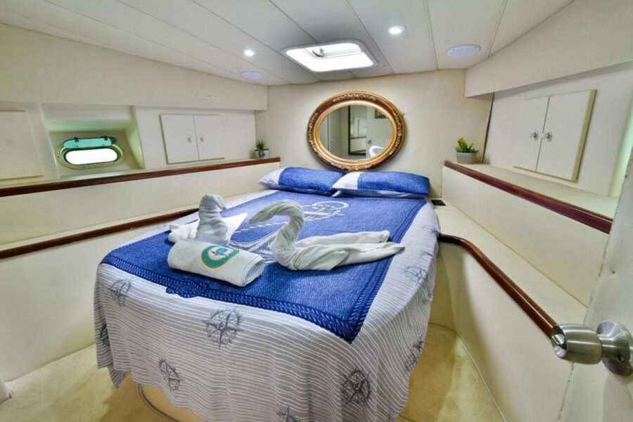 Antalya: Private Yacht Tour with 3 Swim Stops and a Meal - Communication and crew: the good news and the one caution