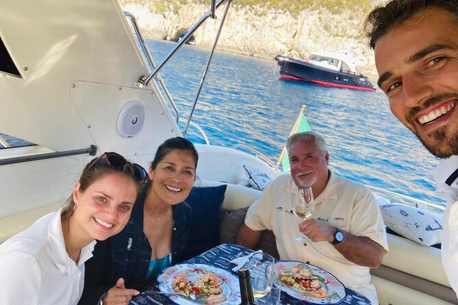 Appreciate the Amalfi coast on a luxury yacht! - Key highlights on this Amalfi private yacht day