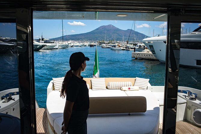 Azimut 62s Yacht Early Morning Capri Transfer & Italian Breakfast - What to Expect When You Arrive in Capri