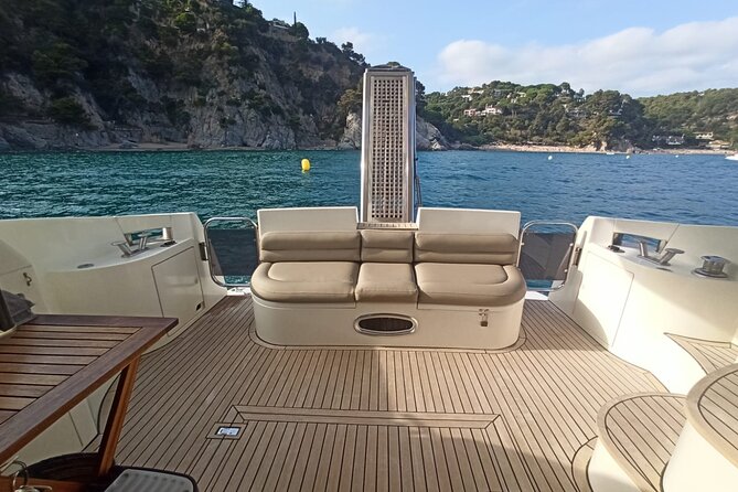 Barcelona Private Luxury Yacht Tour - Price and Value for a Group of Up to 11