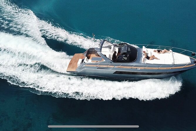 Boat - yacht tours at Mykonos - What’s included onboard (and what that means for your day)