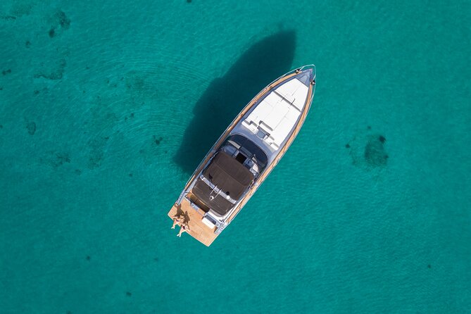 Boat - yacht tours at Mykonos - Delos and Rhinia vs. south beaches: two ways to spend your time
