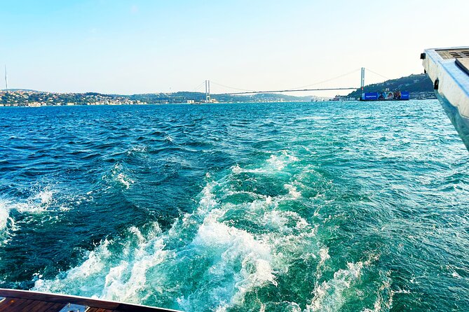 Bosphorus & Golden Horn: Sunset Yacht Cruise with Expert Guide - Timing reality: sunset is the product, so protect the light