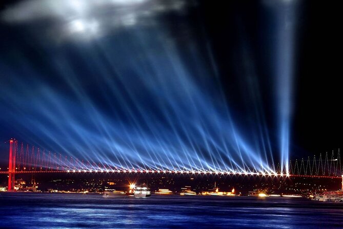 Bosphorus Night Cruise on Luxury Yacht - The personal feel: luxury yacht, max 25, and real service