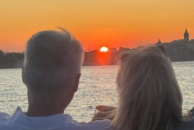 Bosphorus Sunset Cruise with Live Guide on Luxury Yacht - Getting on board: meeting point, pickup timing, and what to bring