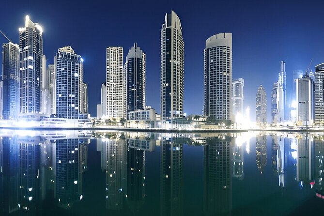 Burj Al Arab: 2-Hour Yacht Tour with BBQ Dinner and Drinks - Ain Dubai on Bluewaters Island: the planned photo moment