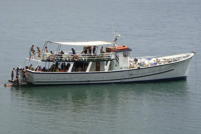 Classic Yacht Experience in Lisbon with portuguese wine - Cristo Rei from the river: a different viewpoint on a famous promise