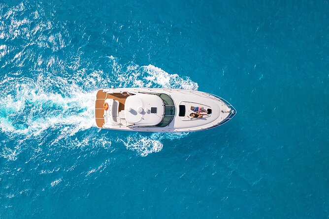 Cozumel Private Yacht and Snorkel with Lunch and Open Bar Onboard - Pickup, ferry time, and how to plan your day without stress
