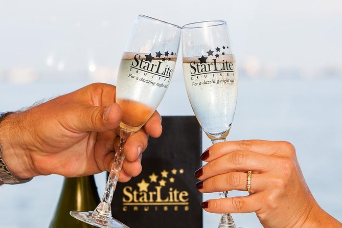 Daytime Yacht Dance Cruise with Optional Dining - Live Music and Dancing: What the “Dance Cruise” Really Means