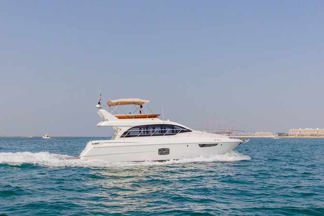 Dubai: 52ft Private Luxury Yacht For Rental - What unlimited drinks really changes onboard