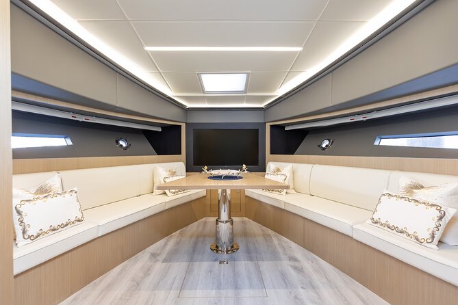 Dubai: 52ft Private Luxury Yacht For Rental - Bluewaters Island and Ain Dubai: big Ferris Wheel energy from the water