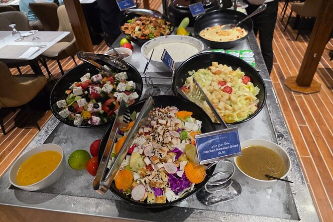 Dubai Creek Cruise Luxury Yacht with BBQ Dinner Al Seef - The BBQ dinner and coffee/tea: what to expect (practical tips)