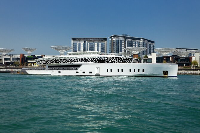Dubai: Lotus Mega Yacht 3-Hours Dinner Cruise Tour - The Sights You Actually Get: Palm Jumeirah, Ain Dubai, and the Bluewaters Angle