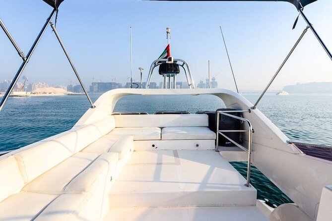 Dubai Marina Yacht Charters: Luxury on the Waves - Getting it right at Dubai Harbour: timing, ID, and meeting point