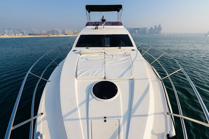 Dubai Marina Yacht Charters: Luxury on the Waves - Swimming and stop windows: Atlantis-area breaks and Blue Lagoon