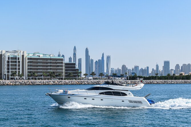 Dubai Yacht Rental - Book 58 ft Private Yacht up to 28 persons - High waves and route changes: the one factor you can’t control