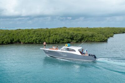 Exclusive Isla Mujeres and Cancun Private Yacht Tour - Getting From Your Hotel to the Yacht Dock