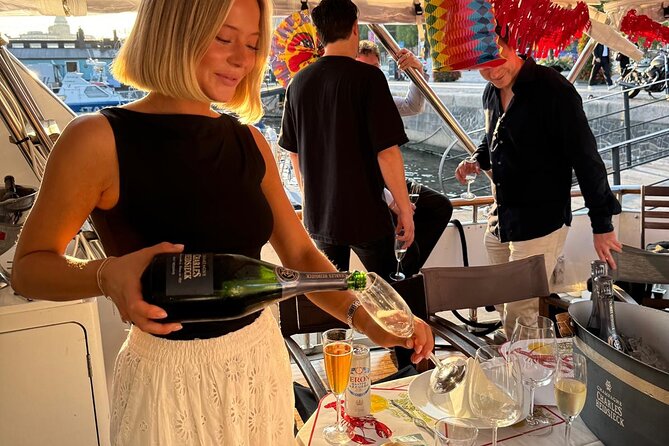 Exclusive Yacht Tour of Stockholm: sunset, dinner, lunch, cruise - Stockholms Ström and Riddarholmen Church: Old Town Views With a Waterline Twist