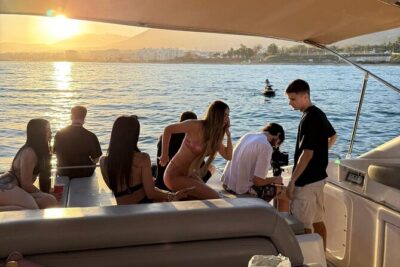 Experience Sunset on Yacht in Marbella - Boarding in Málaga: Getting Set for the 7:30 Departure