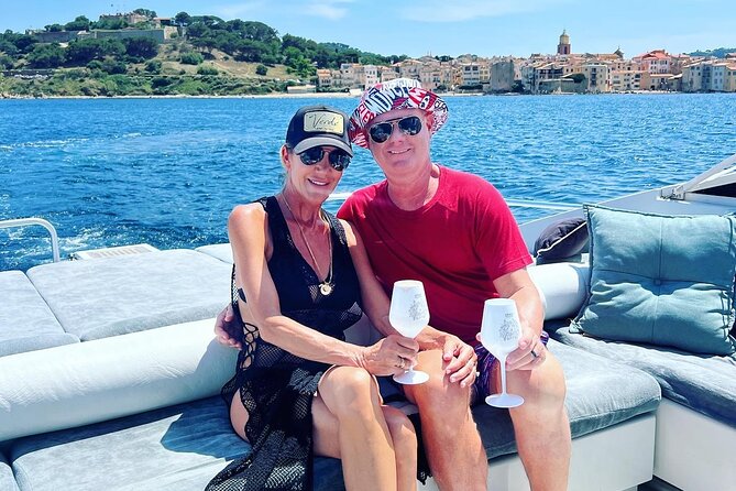 Full Day Private Yacht Charter on our Pershing 40 in Saint Tropez - A water-level look at Citadelle de Saint Tropez
