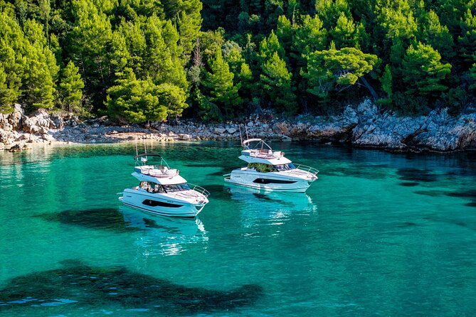 Full-Day Private Yacht Tour to the Elafiti Islands - Onboard comfort you’ll feel in small ways