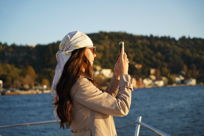 Guided Bosphorus Afternoon Cruise on Yacht - Çırağan Palace and the luxury-hotel transformation
