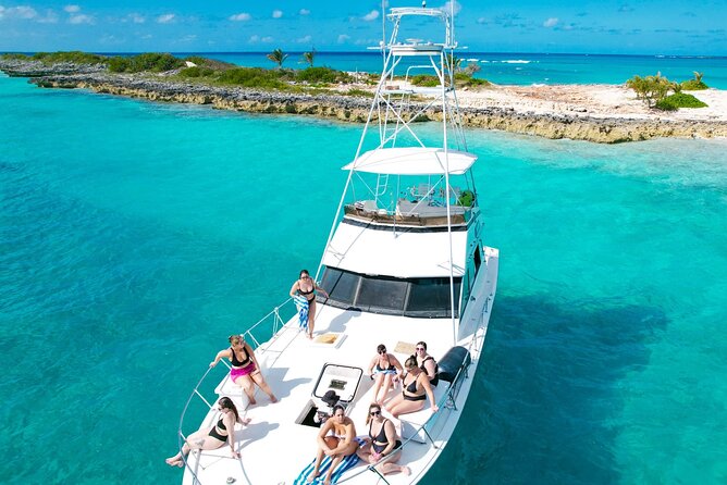 Half-Day Private Rose Island Party Yacht Getaway - Route 2: Rose Island Cruising for Party, Food, Drink, and Unwind