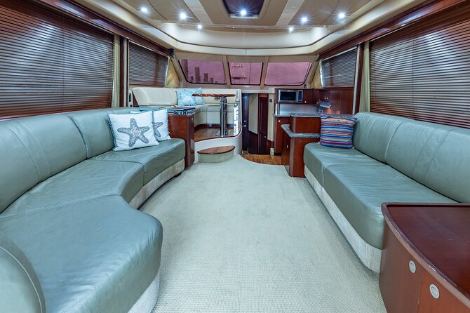 Half Day Private Yacht Charters - The Crew Factor: Clean Boat, Friendly Service, Smooth Day