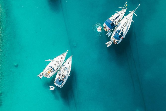 Half Day Sailing on a comfort yacht around Hvar and Pakleni islands- small group - When the wind is low: sailing changes, but the day can still work